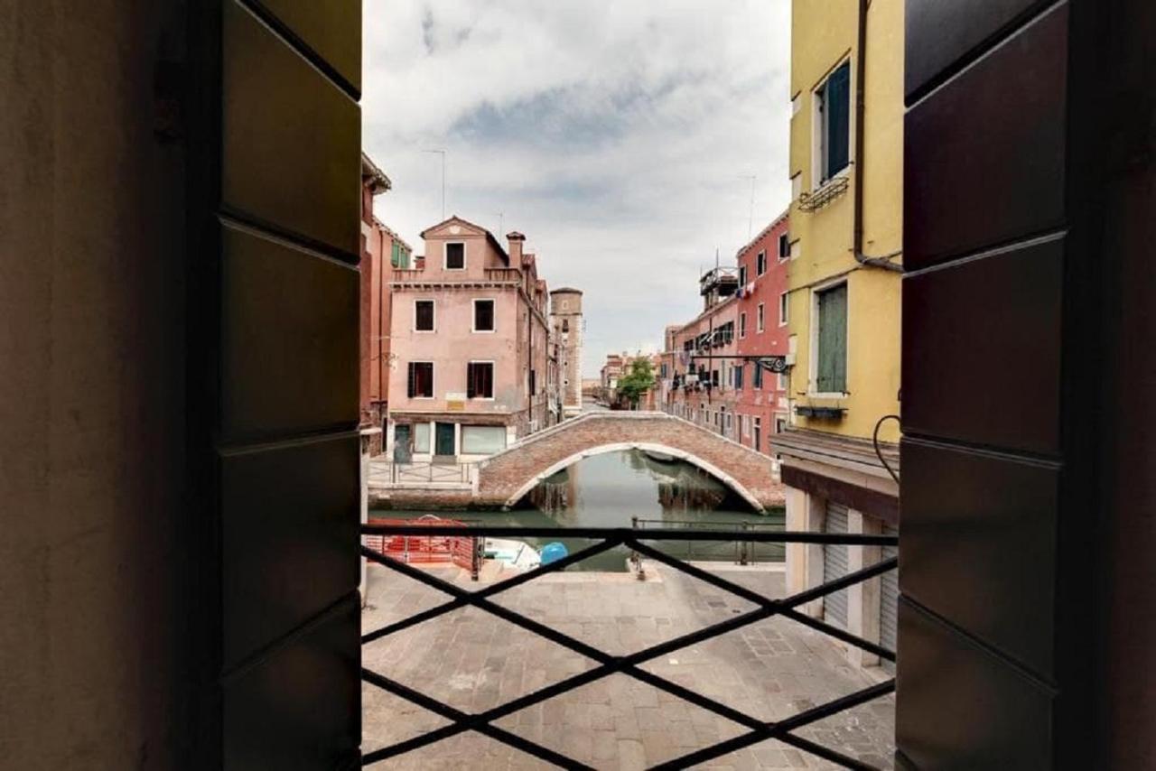 Appartamento Heart Of Biennale Venezia Esterno foto